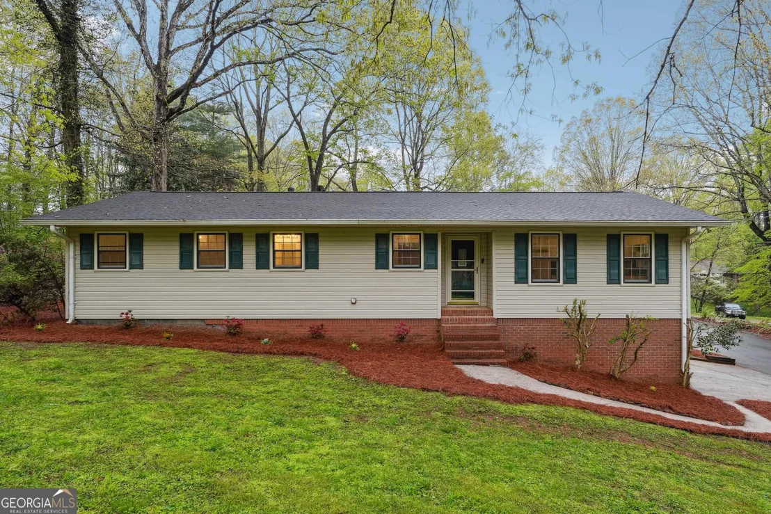Photo of 123 Windemere Drive