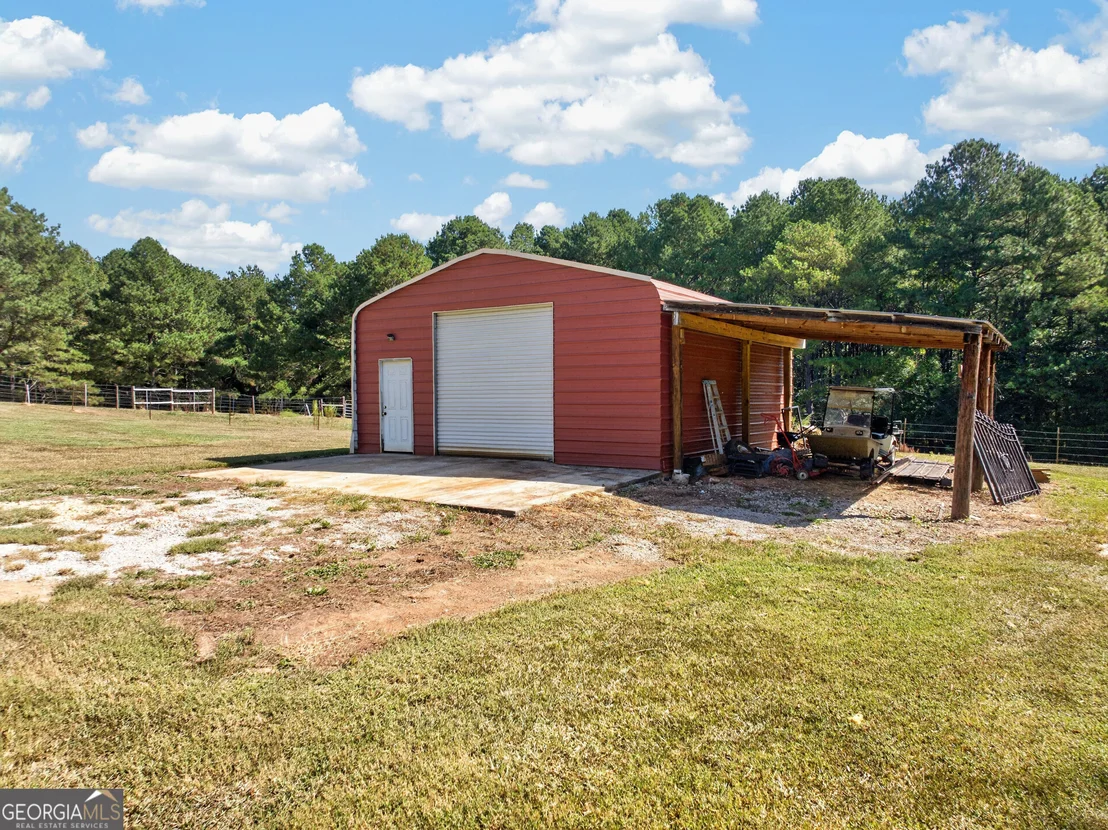 Photo of 9852 Post Road