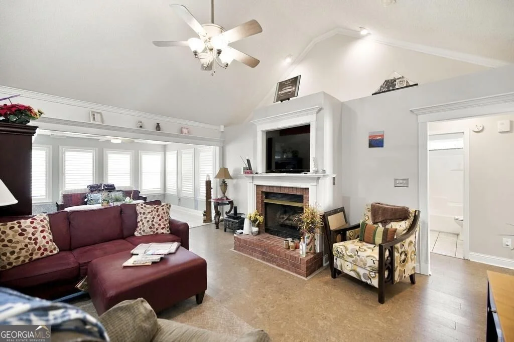 Photo of 256 Ellicott Drive
