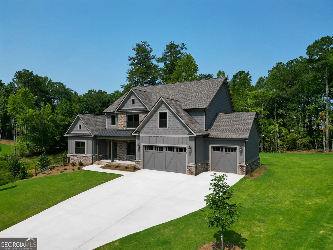 Photo of 1425 Willowbend Place