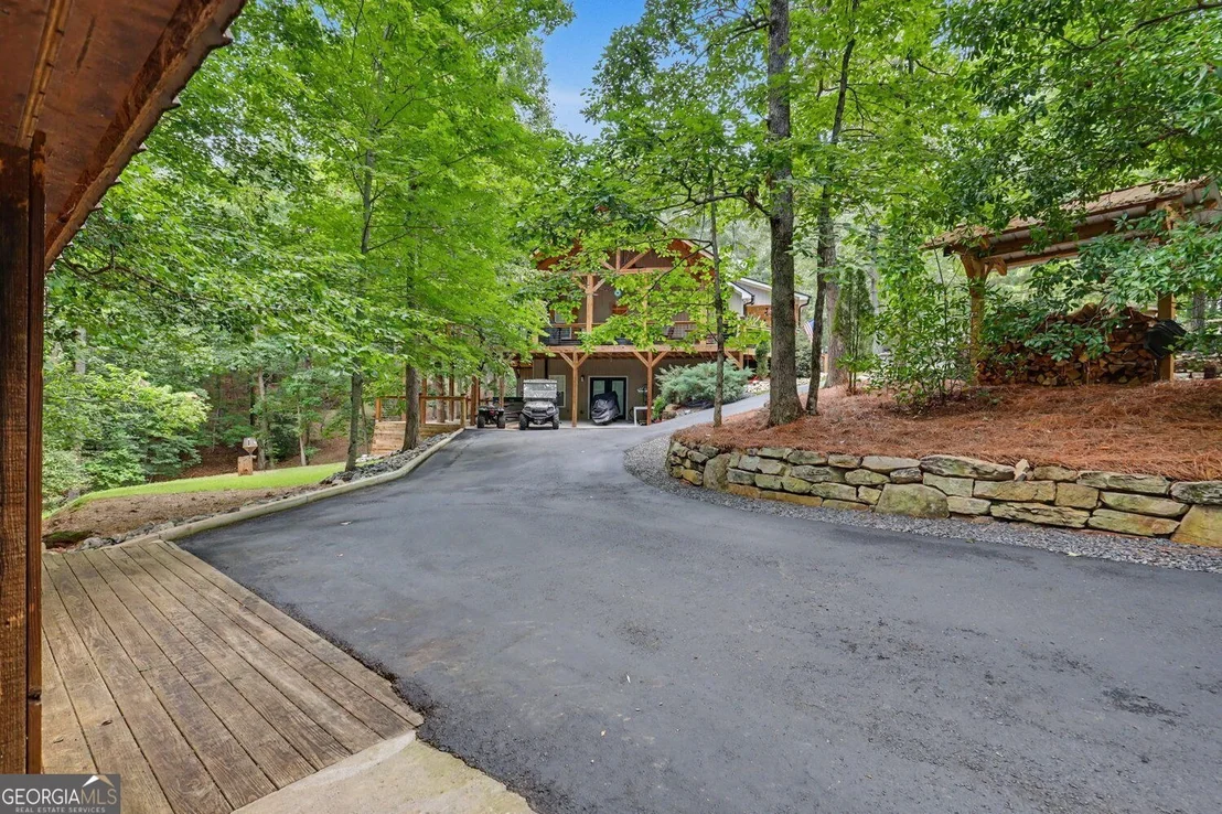 Photo of 301 Cross Creek Trail