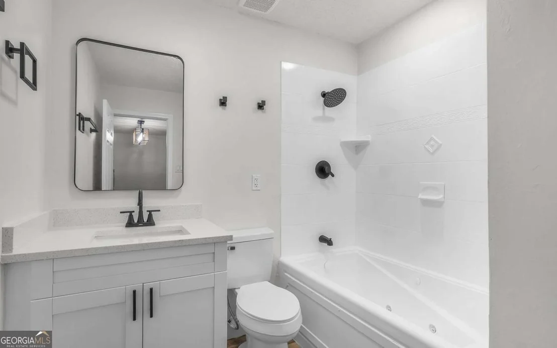 Photo of 539 Pine Avenue