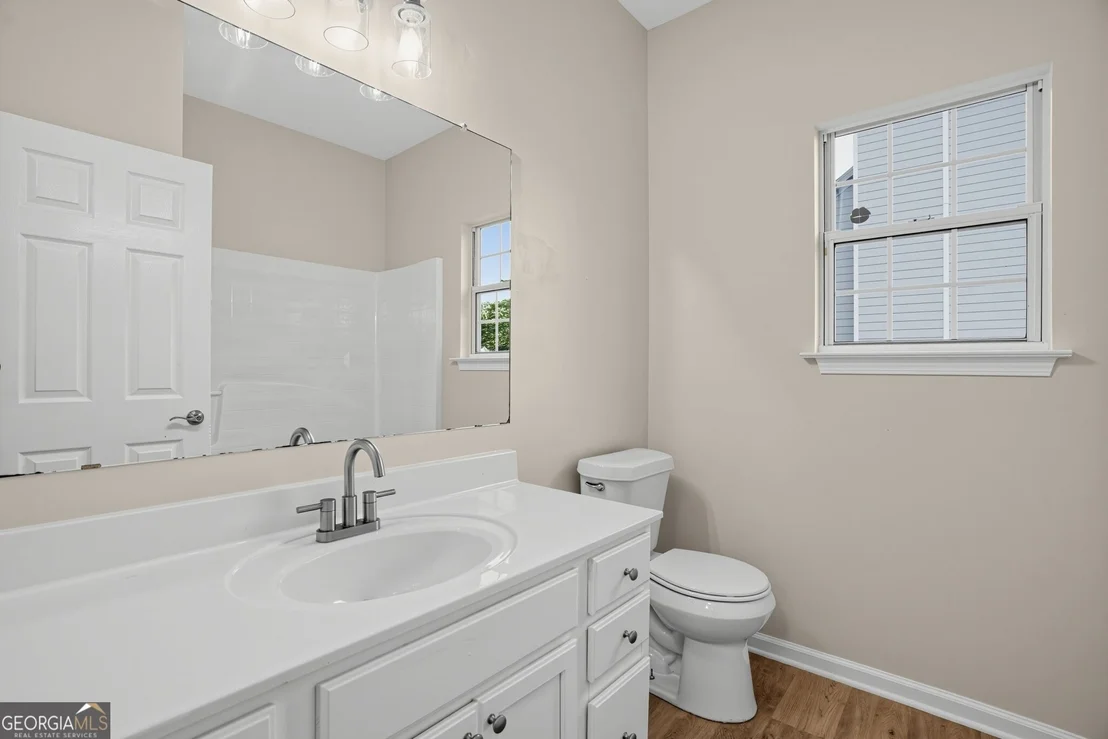 Photo of 433 Concord Circle
