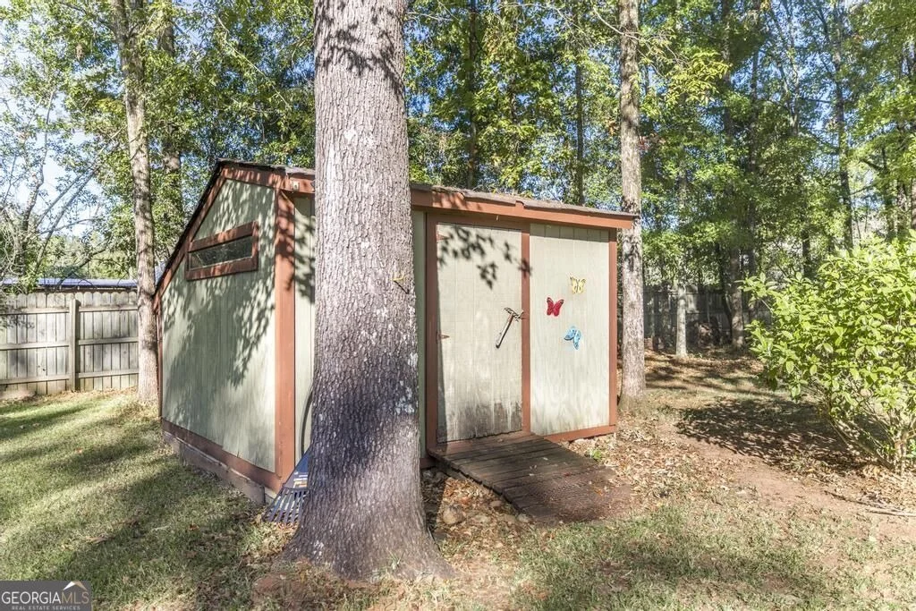 Photo of 396 Luton Pl