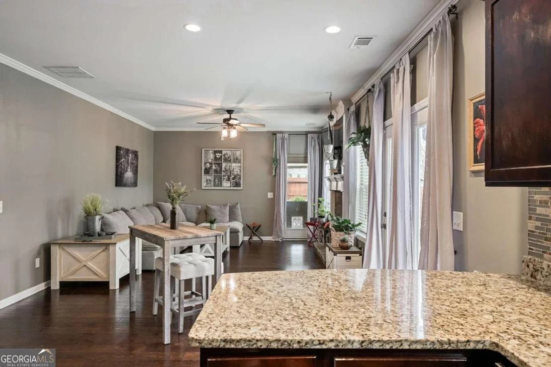 Photo of 555 Evergreen Way