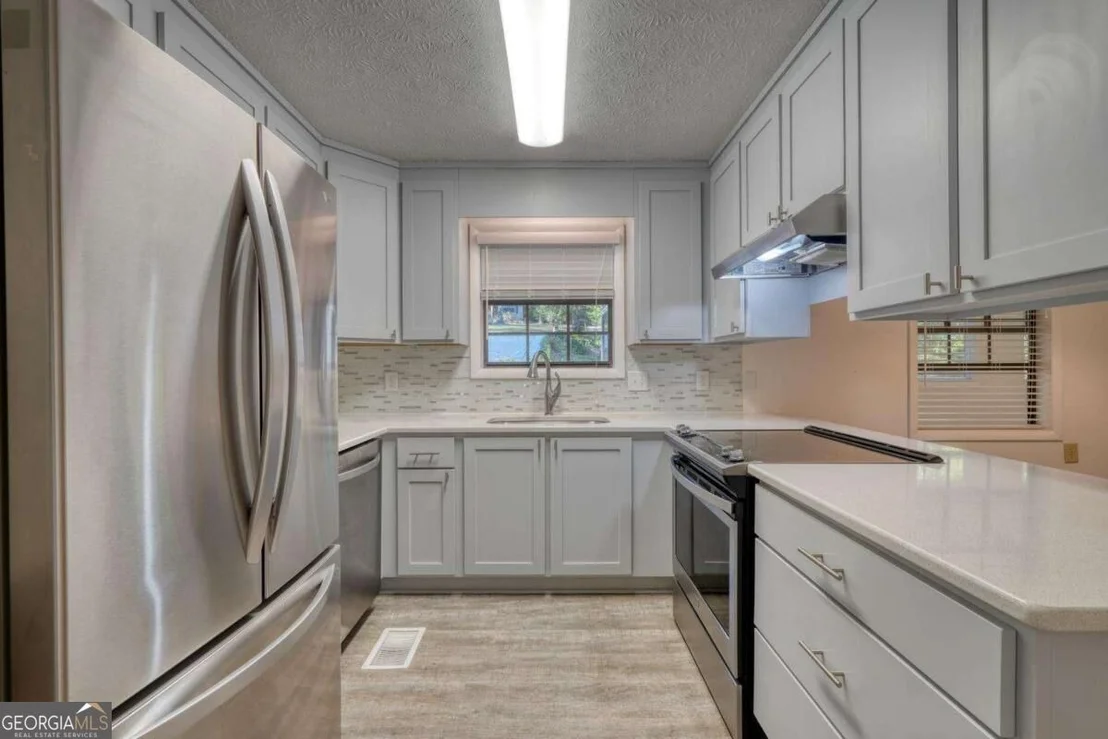 Photo of 95 Mountain View Drive