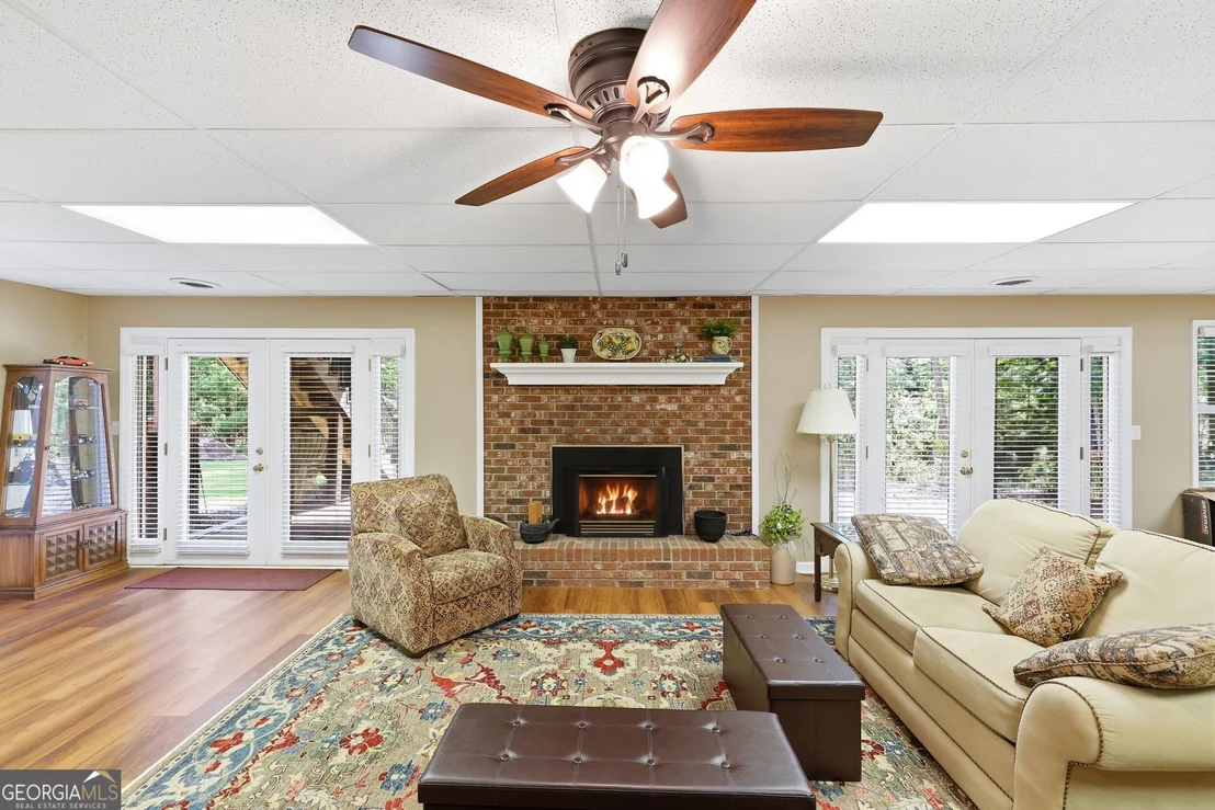 Photo of 155 Valley Road