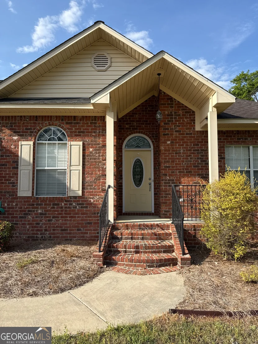 Photo of 102 Oak Circle
