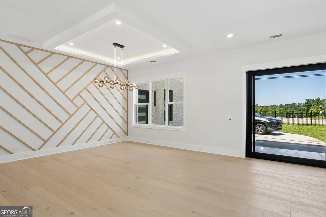 Photo of 1035 Auburn Road
