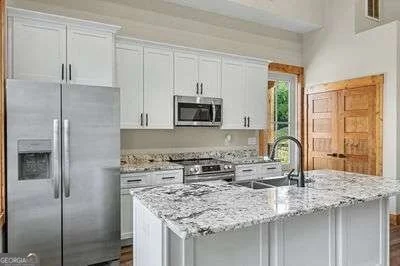 Photo of 60 Oak Forest Circle