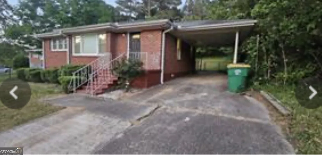 Photo of 5652 Ash Street