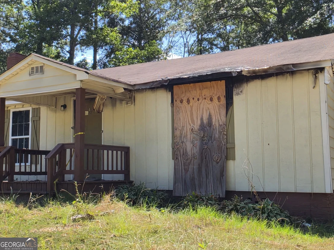 Photo of 2842 Hamilton Road