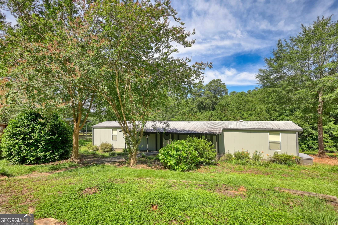 Photo of 2665 Macedonia Road