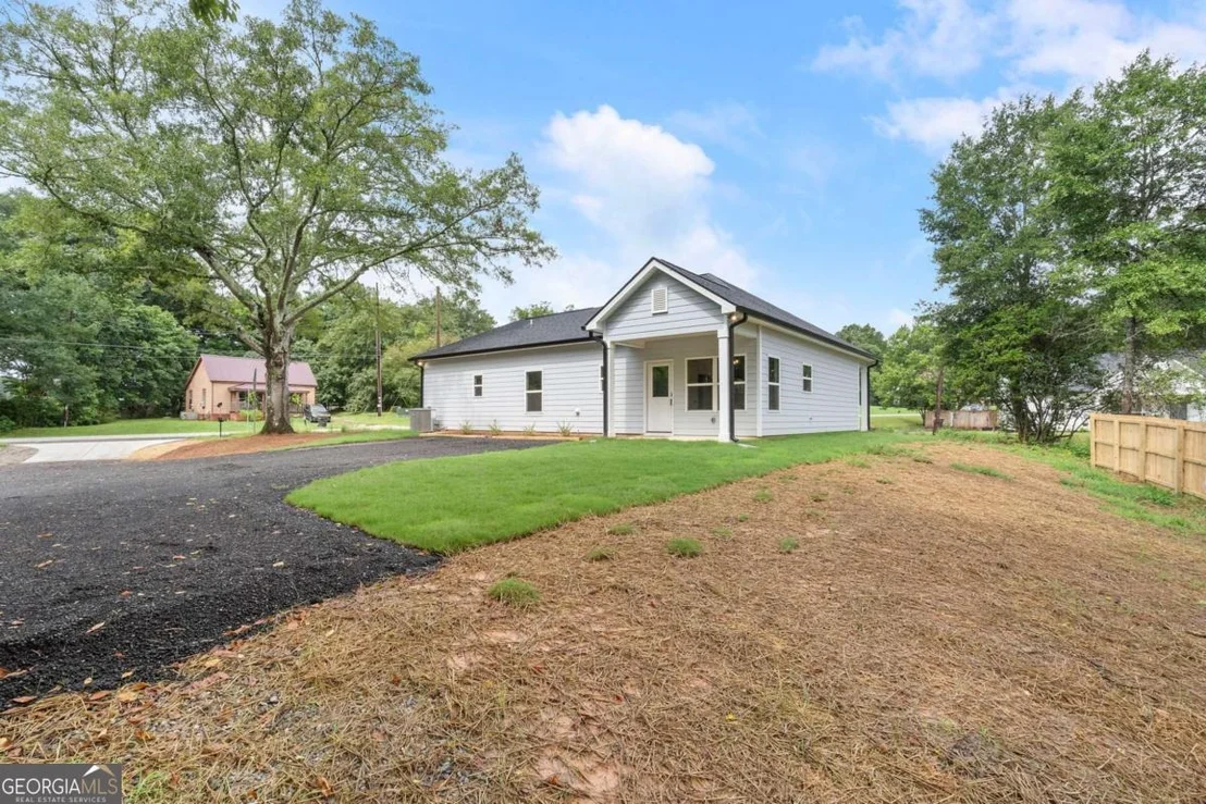 Photo of 2163 W. Highway 16 Street