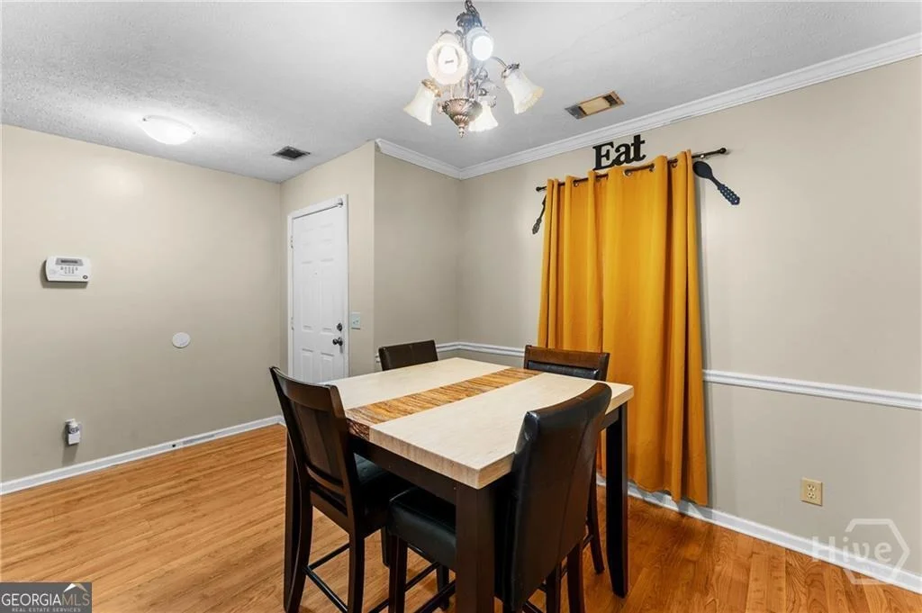 Photo of 128 Cambridge Drive