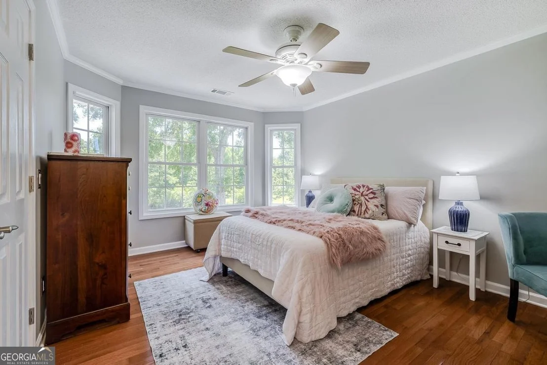 Photo of 152 Cambridge Drive