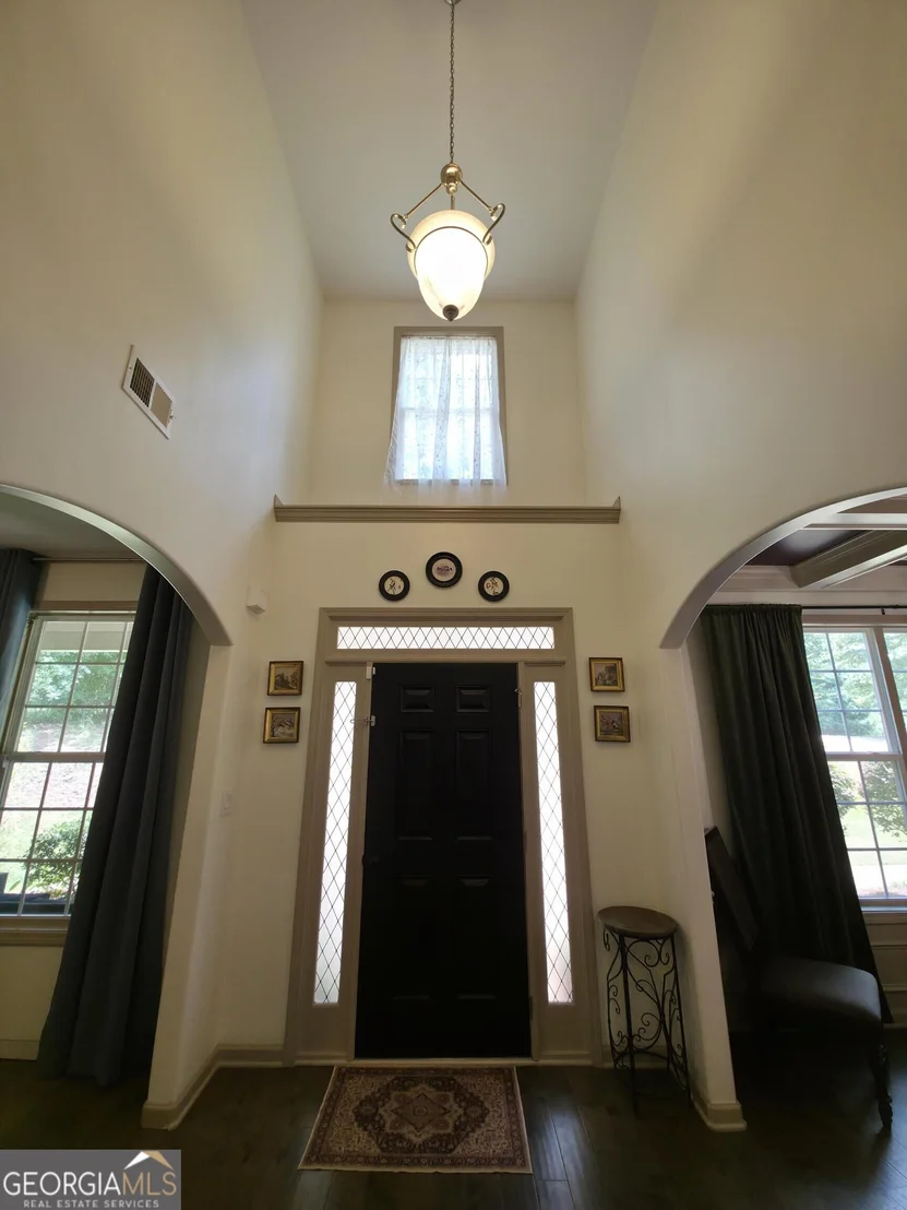 Photo of 96 Oak Leaf Way