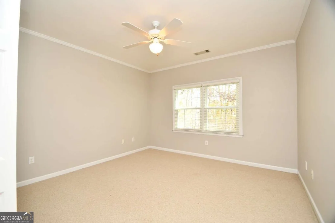 Photo of 218 Thornhill Drive