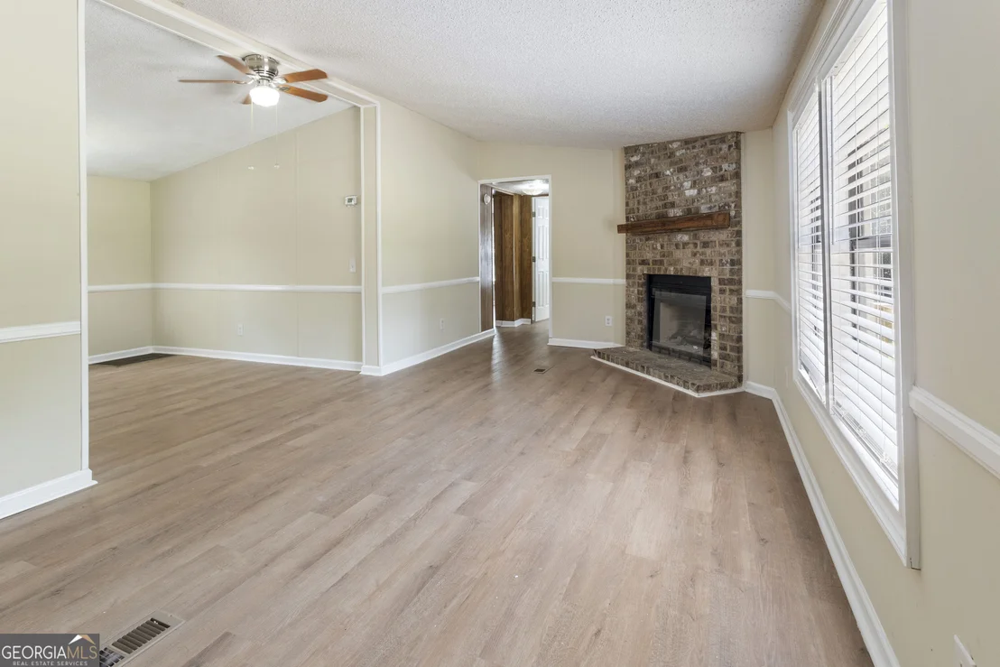 Photo of 165 Giles Circle