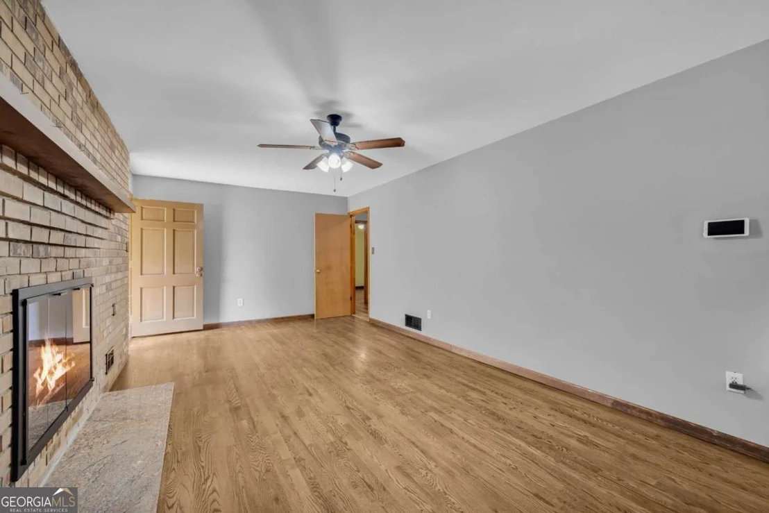 Photo of 644 Virginia Lane