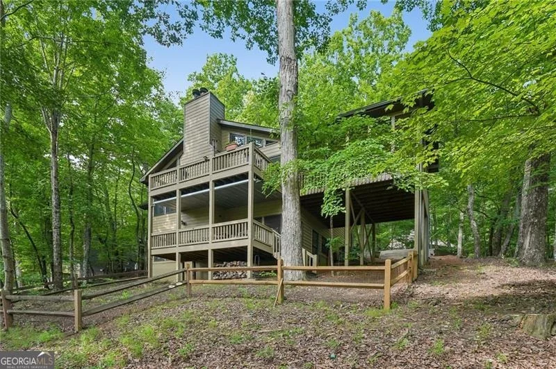 Photo of 1482 Valley View Drive
