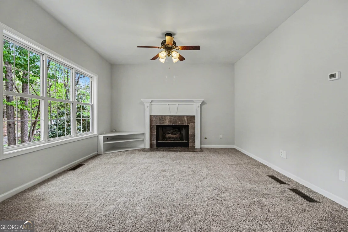 Photo of 3055 Heatherstone Drive