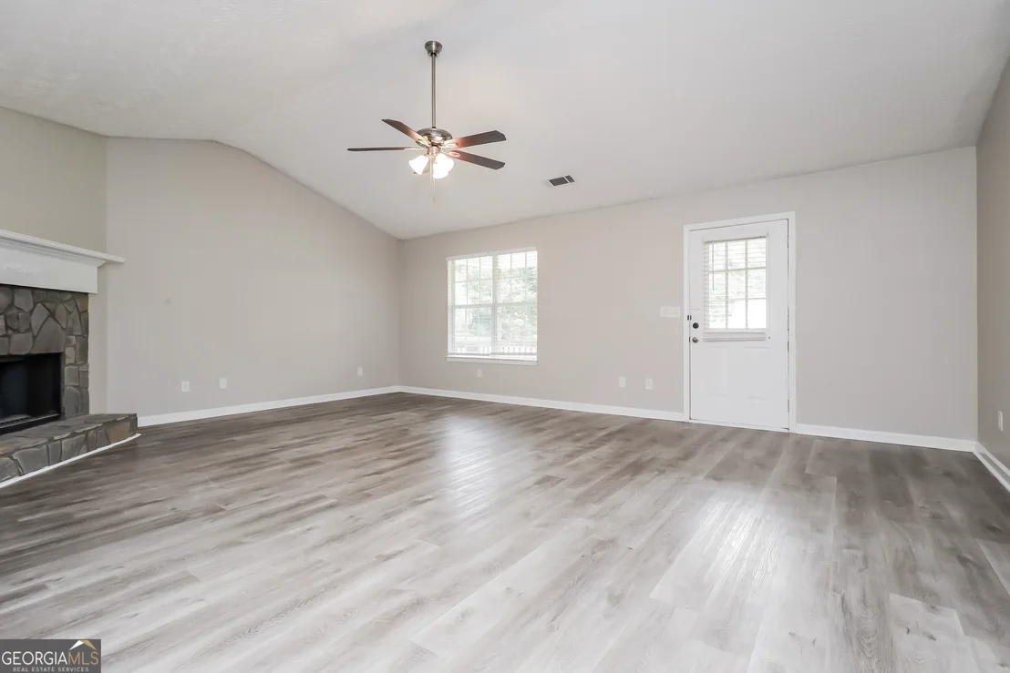 Photo of 800 Pointe Trail