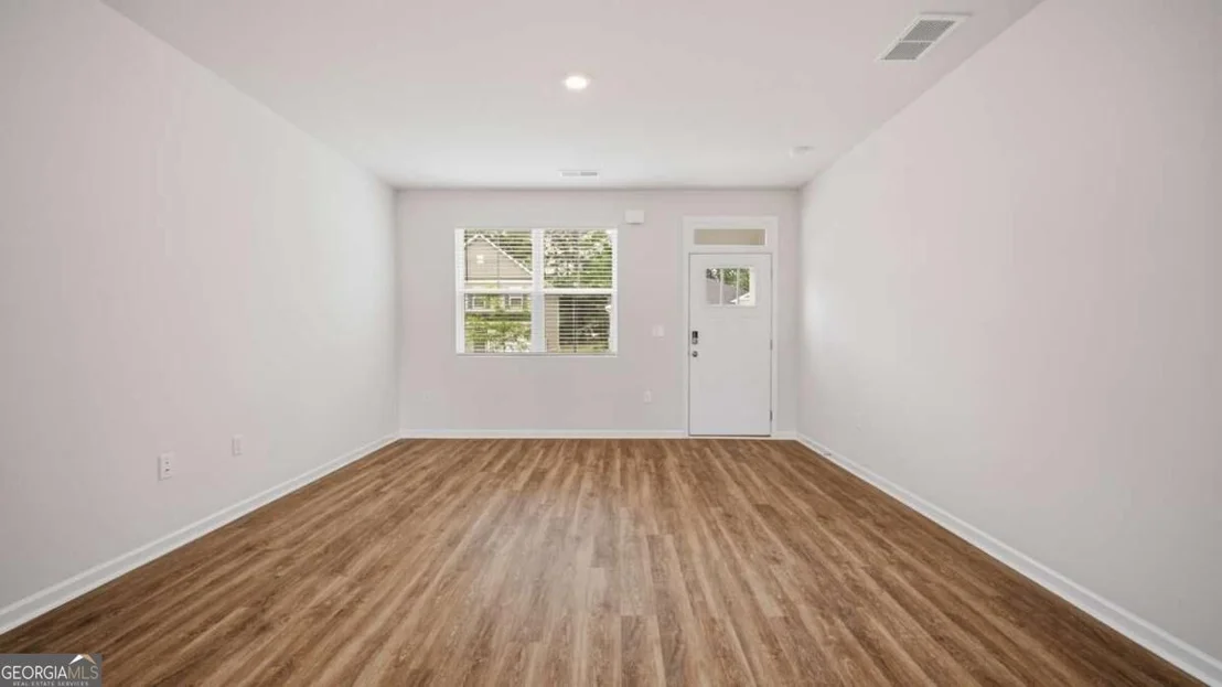 Photo of 213 Villa Drive