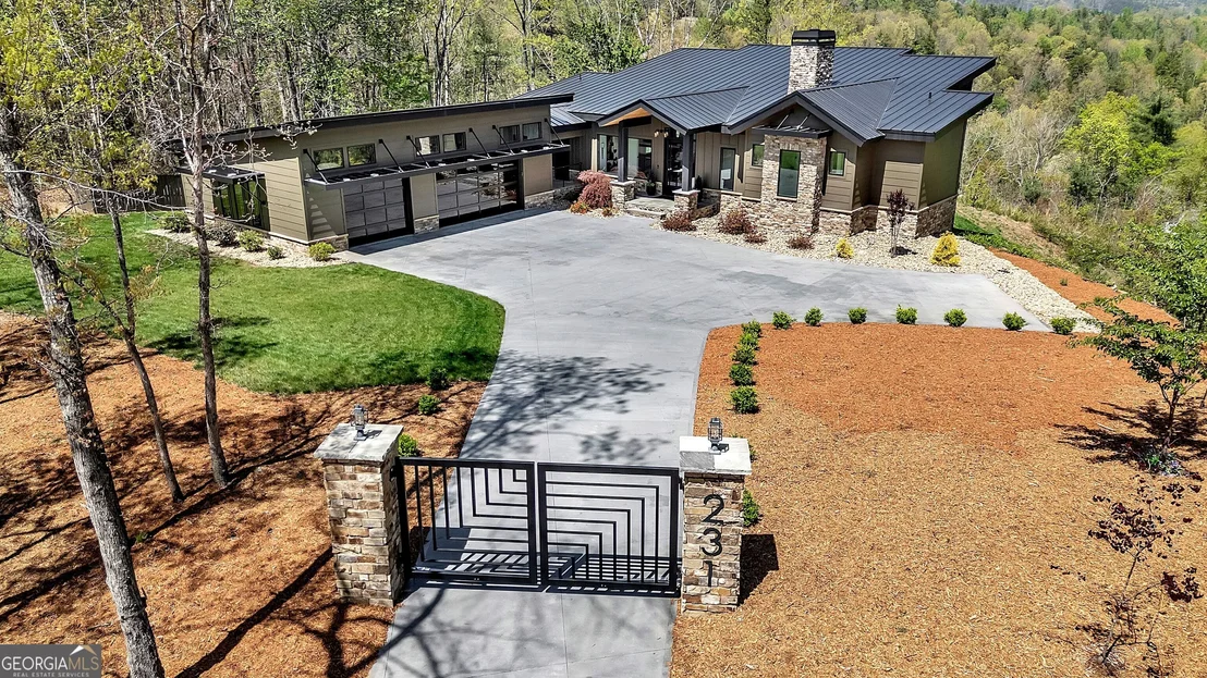 Photo of 231 Keowee Turtlehead Road