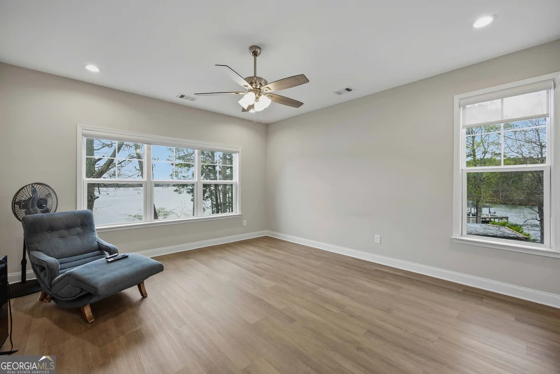 Photo of 1077 LEE ROAD 370