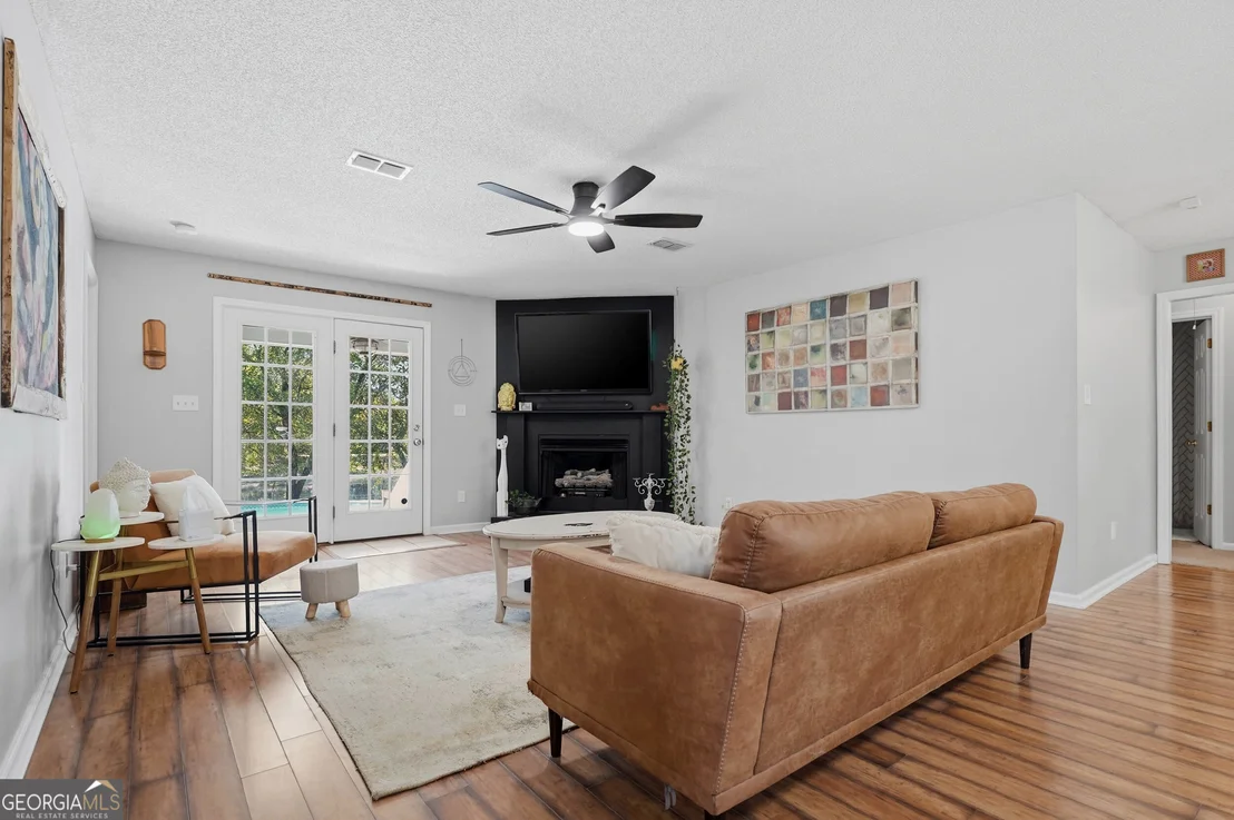 Photo of 209 Long Pine Drive
