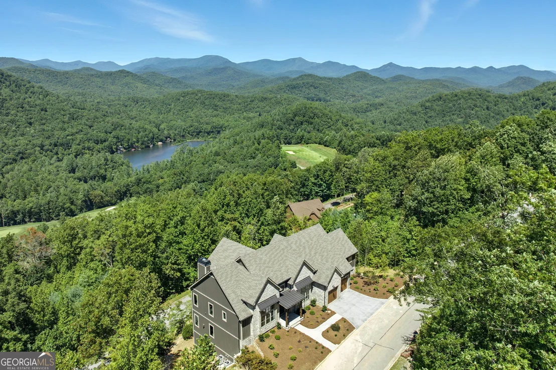Photo of 608 Winterberry Drive