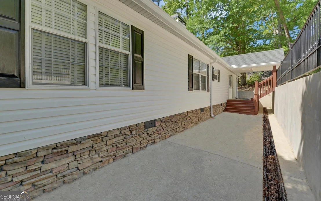 Photo of 123 Ridgemore Circle