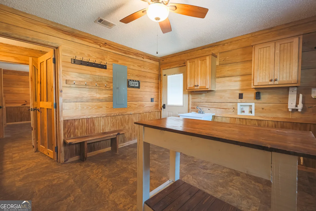 Photo of 3733 Oak Hill Road