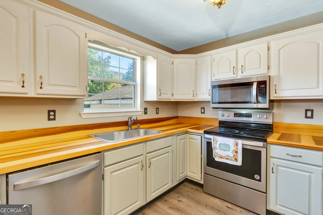 Photo of 15 Brutis Drive