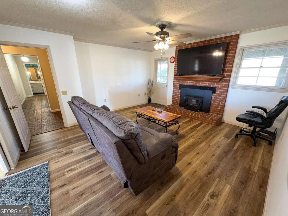 Photo of 418 Darby Drive