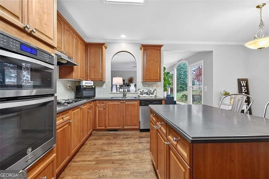 Photo of 2641 Hillgrove Drive