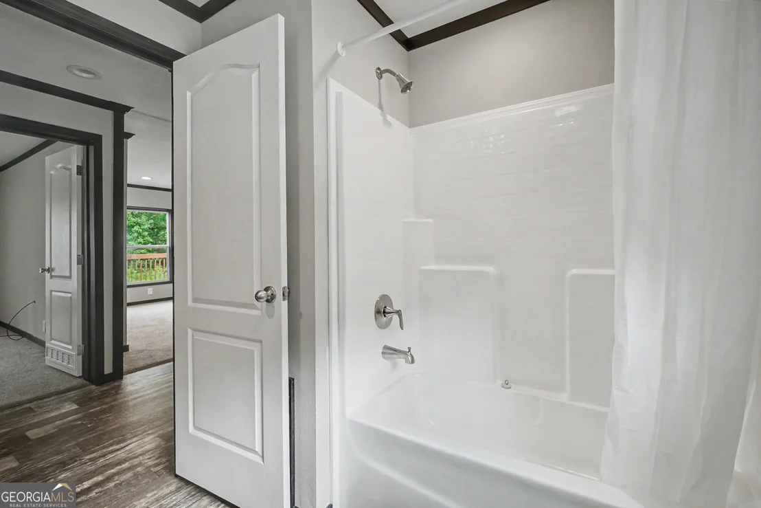 Photo of 257 Iris Drive
