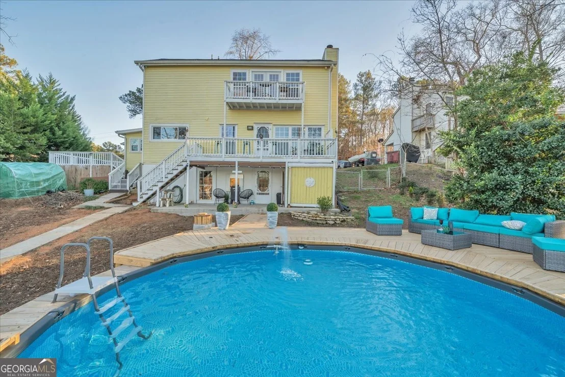 Photo of 330 Greentree Parkway