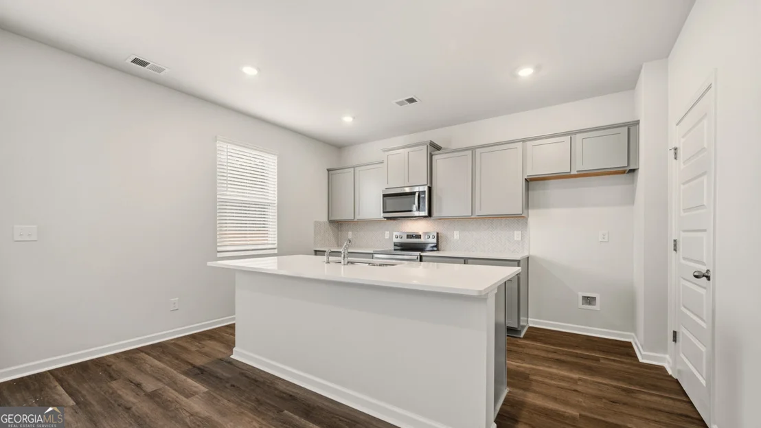 Photo of 101 Oakchase Park