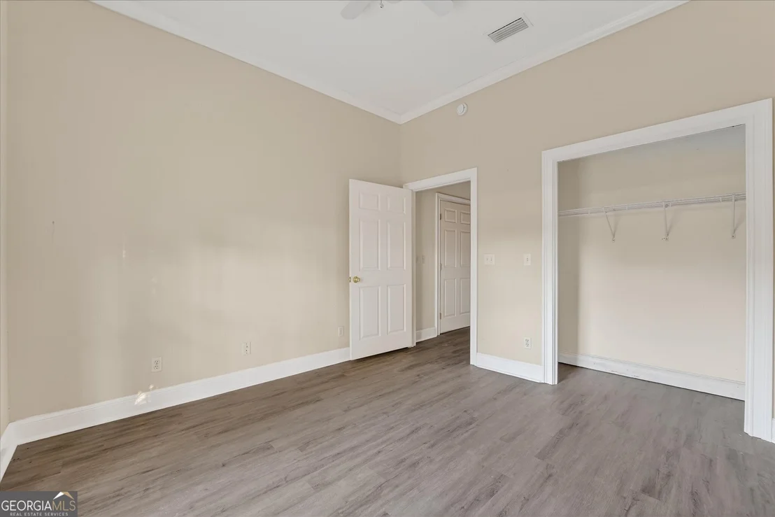 Photo of 1047 Juniper Lane