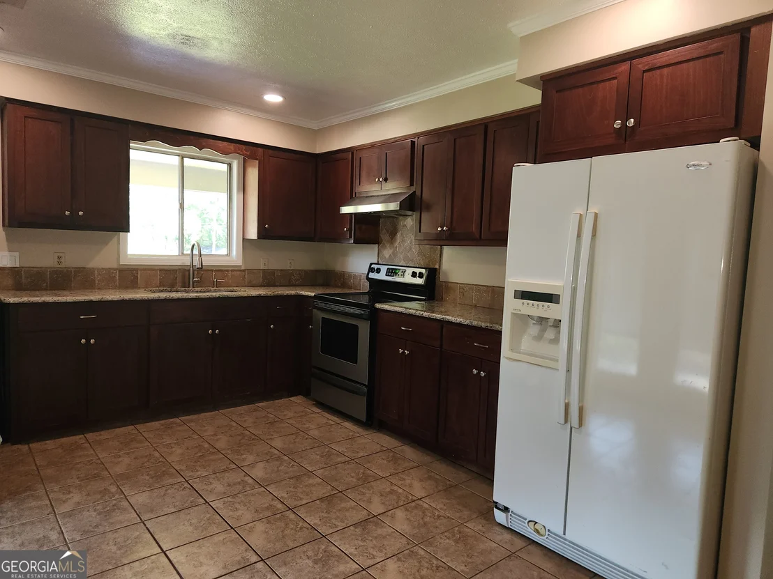Photo of 2911 Foresthill Drive