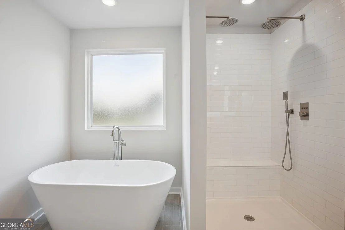 Photo of 470 ORWELL Drive