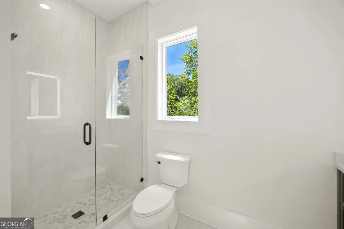 Photo of 608 Winterberry Drive