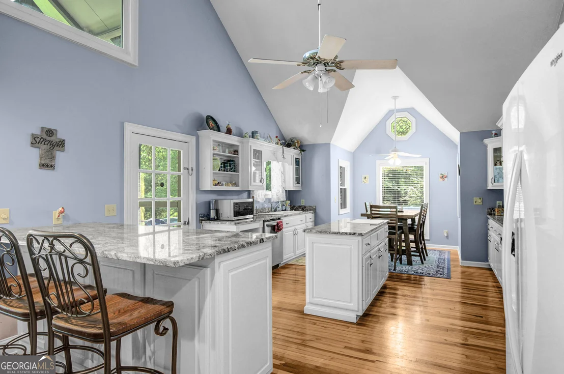 Photo of 215 Wessmanor Drive