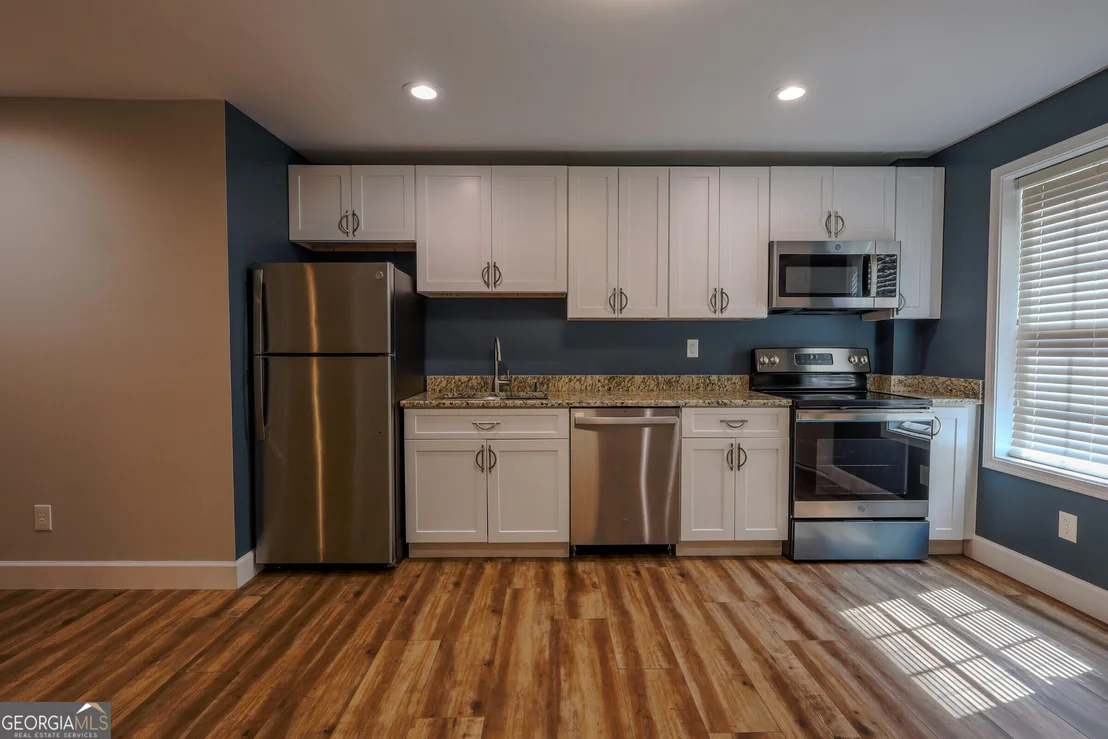 Photo of 100 Chapman Oak Drive