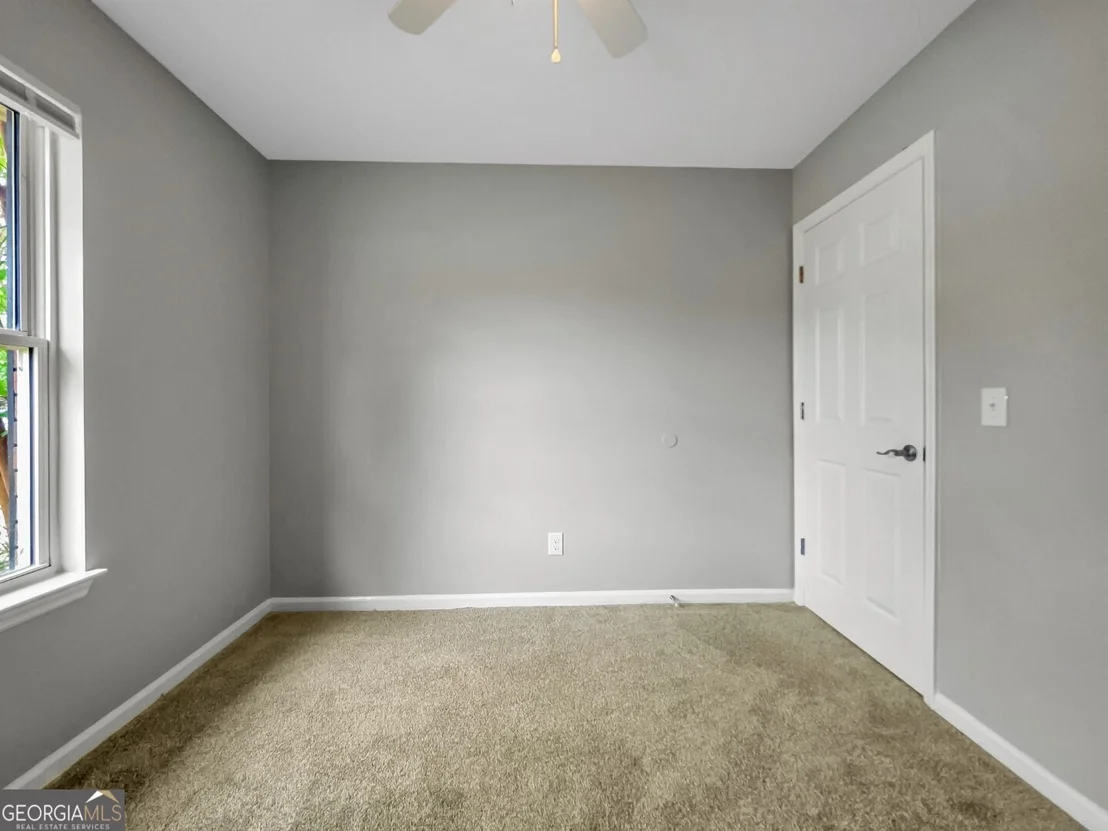 Photo of 1257 Roberts Way