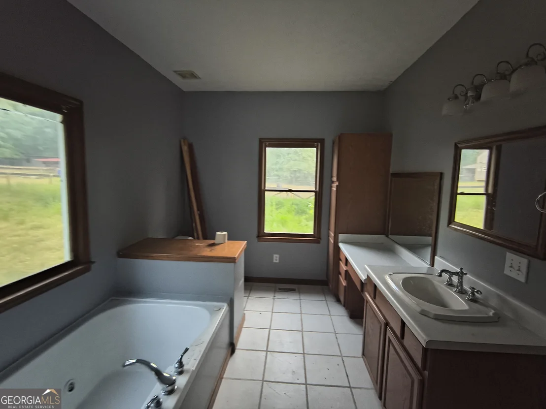 Photo of 8350 Rock Eagle Road