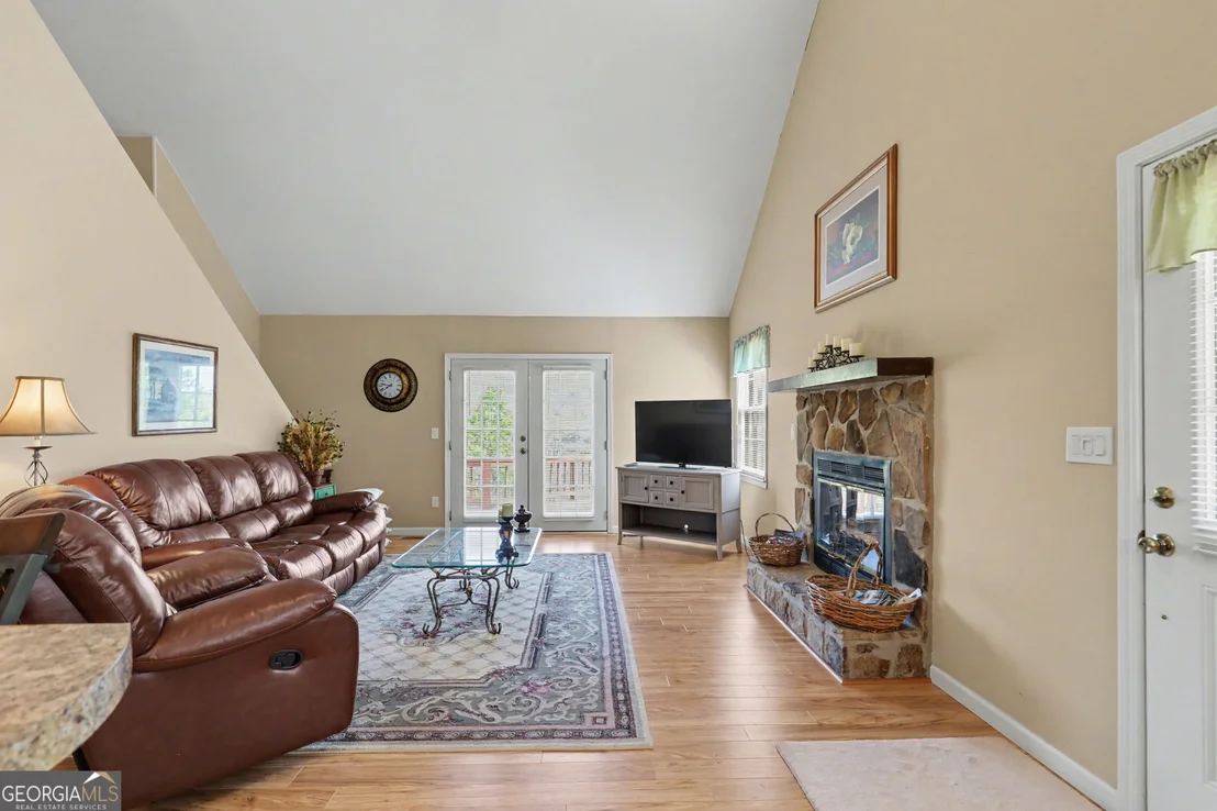 Photo of 542 Eastern Cross Lane