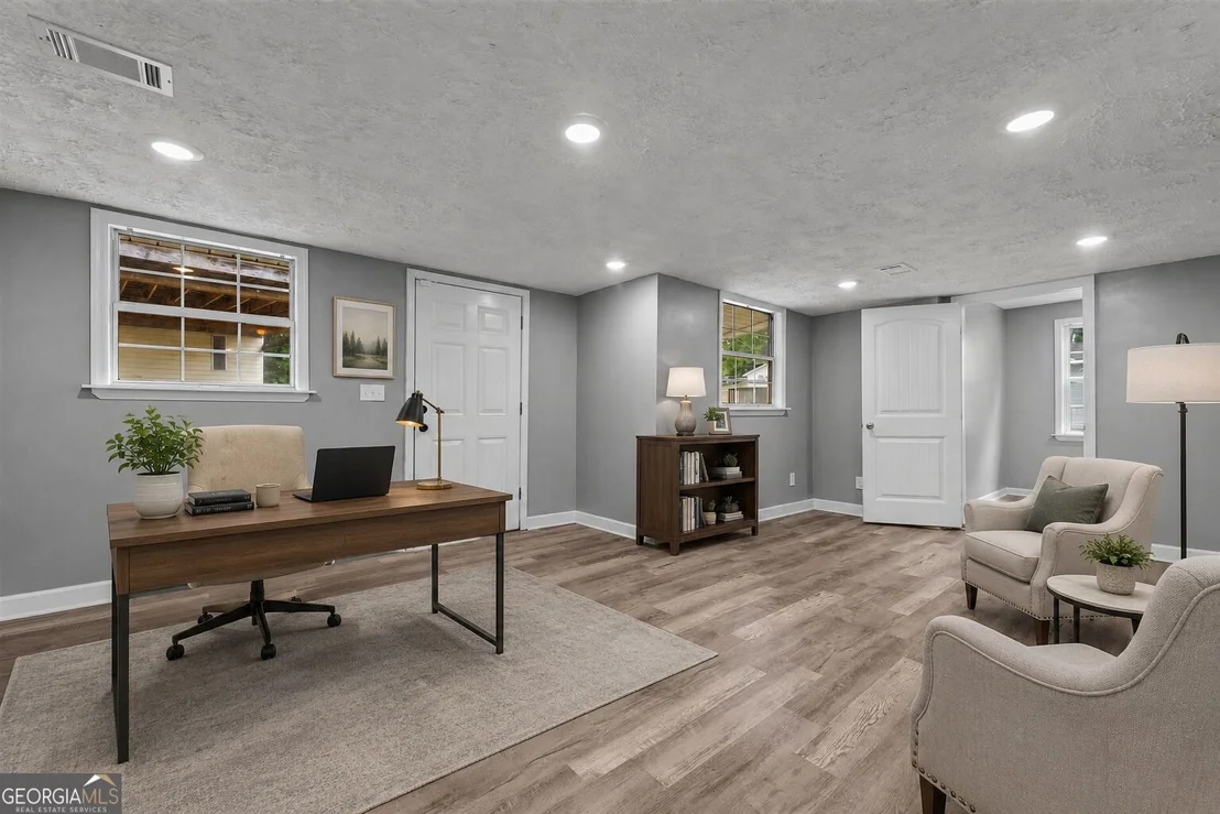 Photo of 566 Shadowmoor Circle